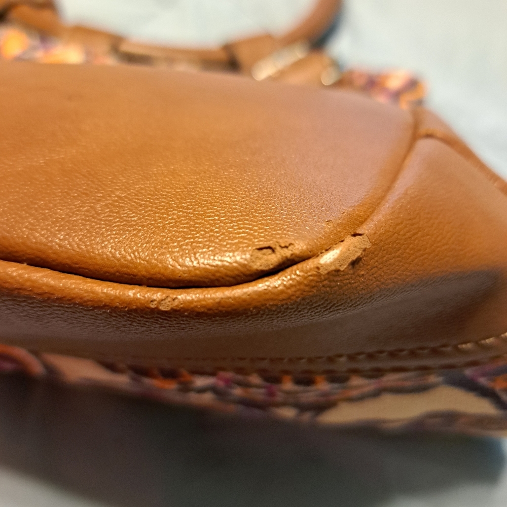 Relic Handbag - Picture 14 of 15